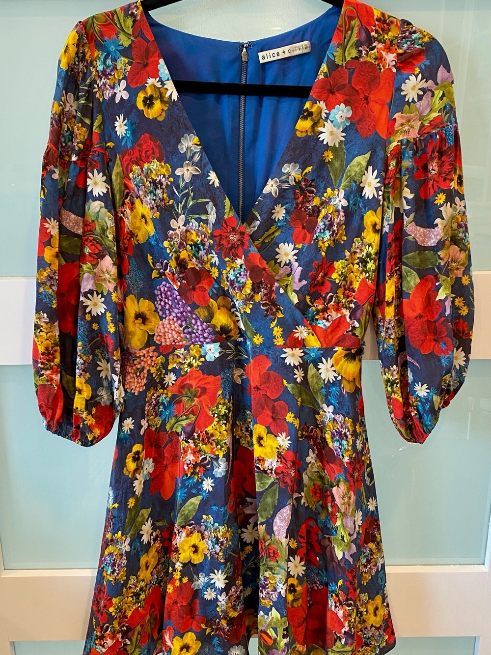 Alice + Olivia 100% Silk Dress – Size 2 (NWOT)